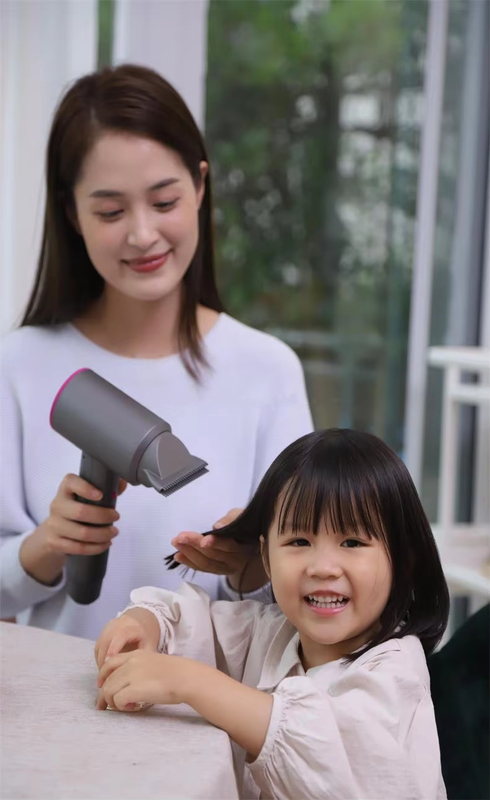 Longue durée de vie de la batterie Séche-cheveux sans fil avec technologie tourmaline et 2 niveaux de chaleur